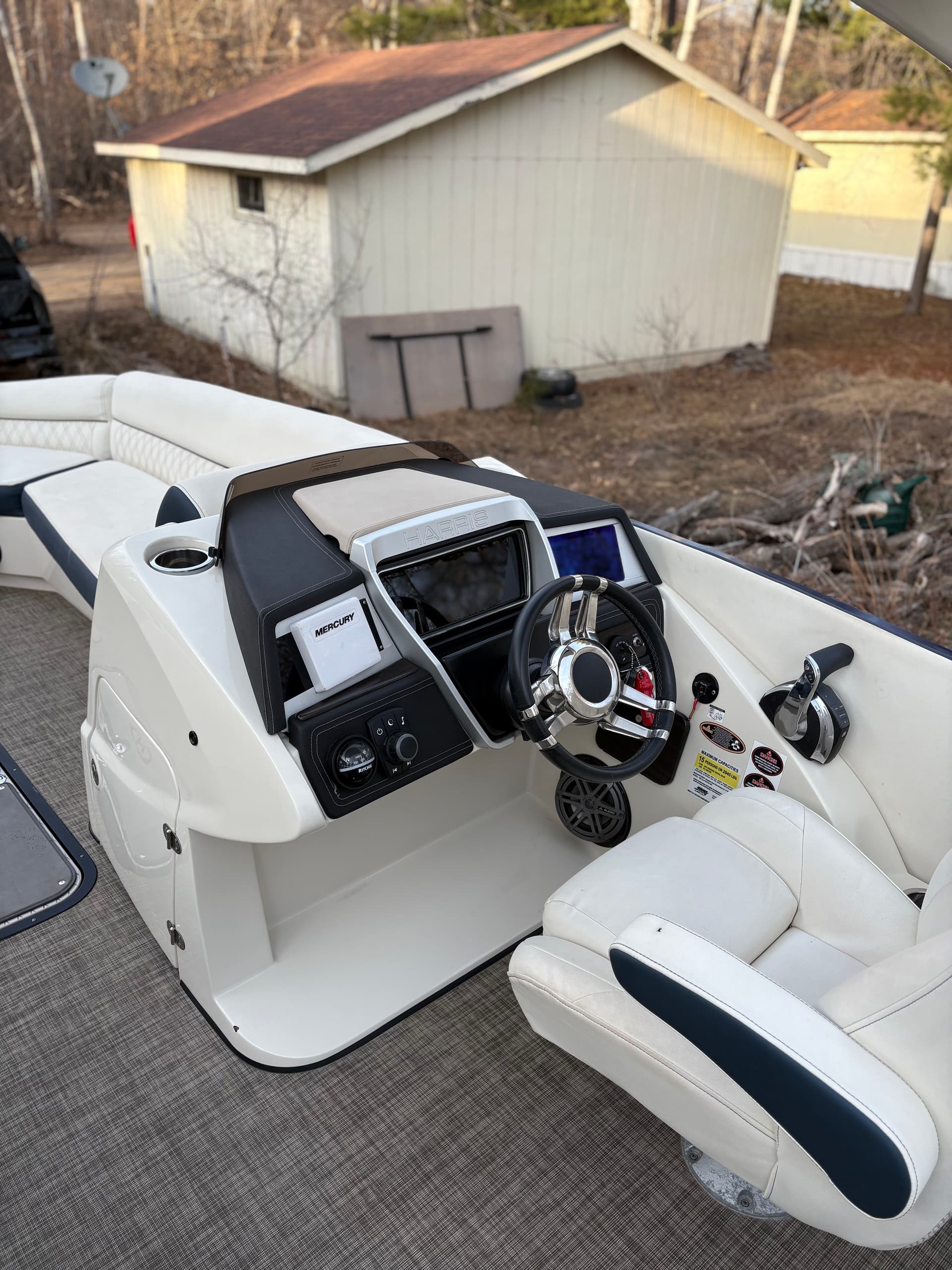 Gallery photos for Stunning Boat Detailing Transformation for 2016 Harris Crowne: Image #1